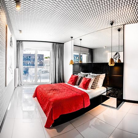 Apartamenty Homely Place Serce Poznania - Stary Rynek - Parking Ruang foto