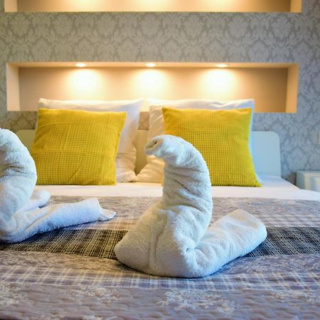 Apartamenty Homely Place Serce Poznania - Stary Rynek - Parking Bagian luar foto