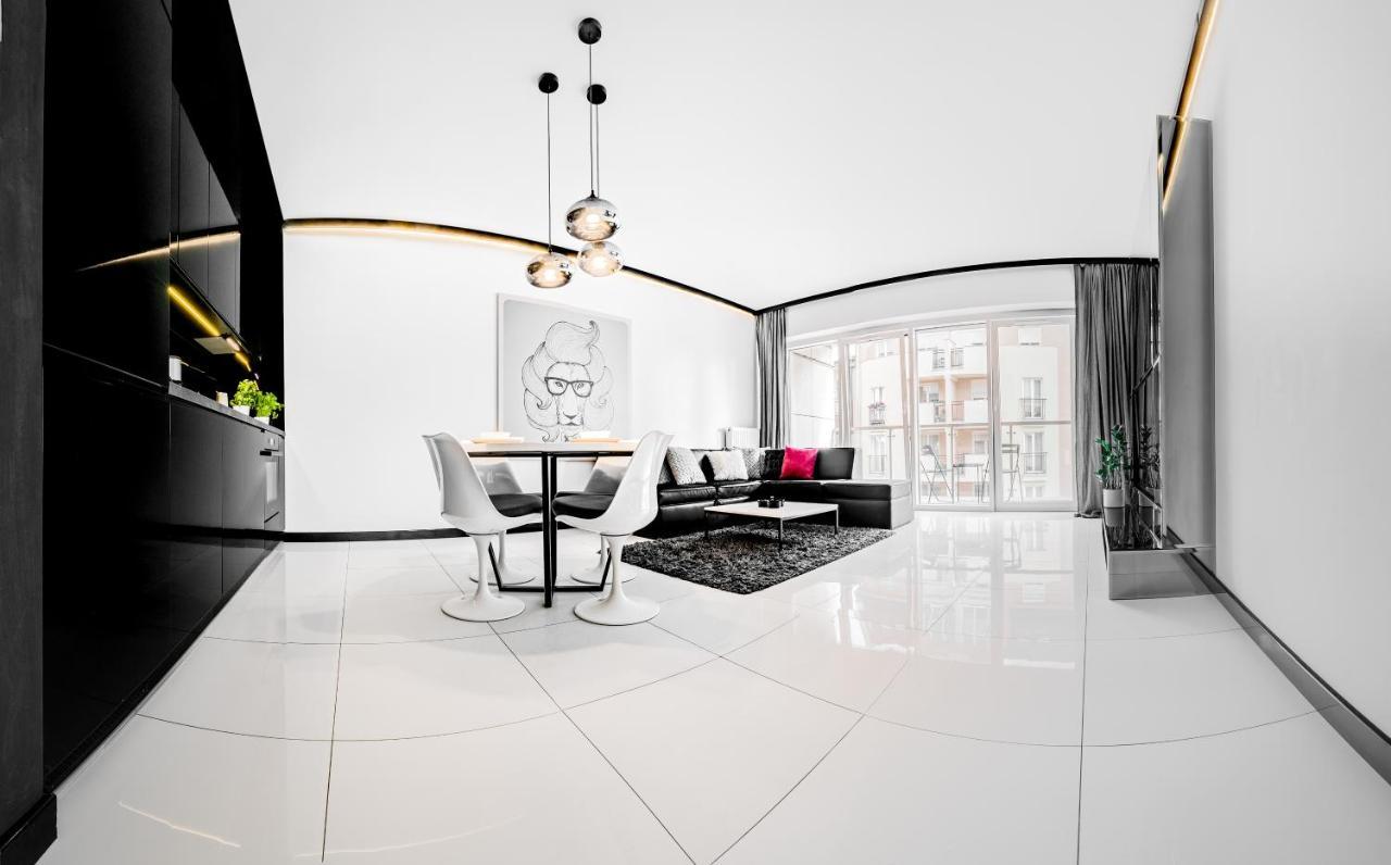 Apartamenty Homely Place Serce Poznania - Stary Rynek - Parking Bagian luar foto