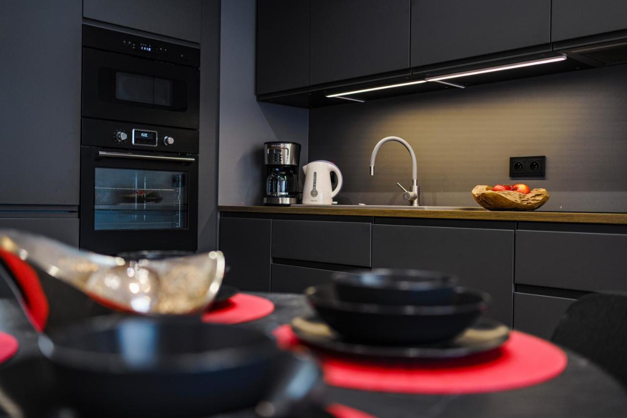 Apartamenty Homely Place Serce Poznania - Stary Rynek - Parking Bagian luar foto