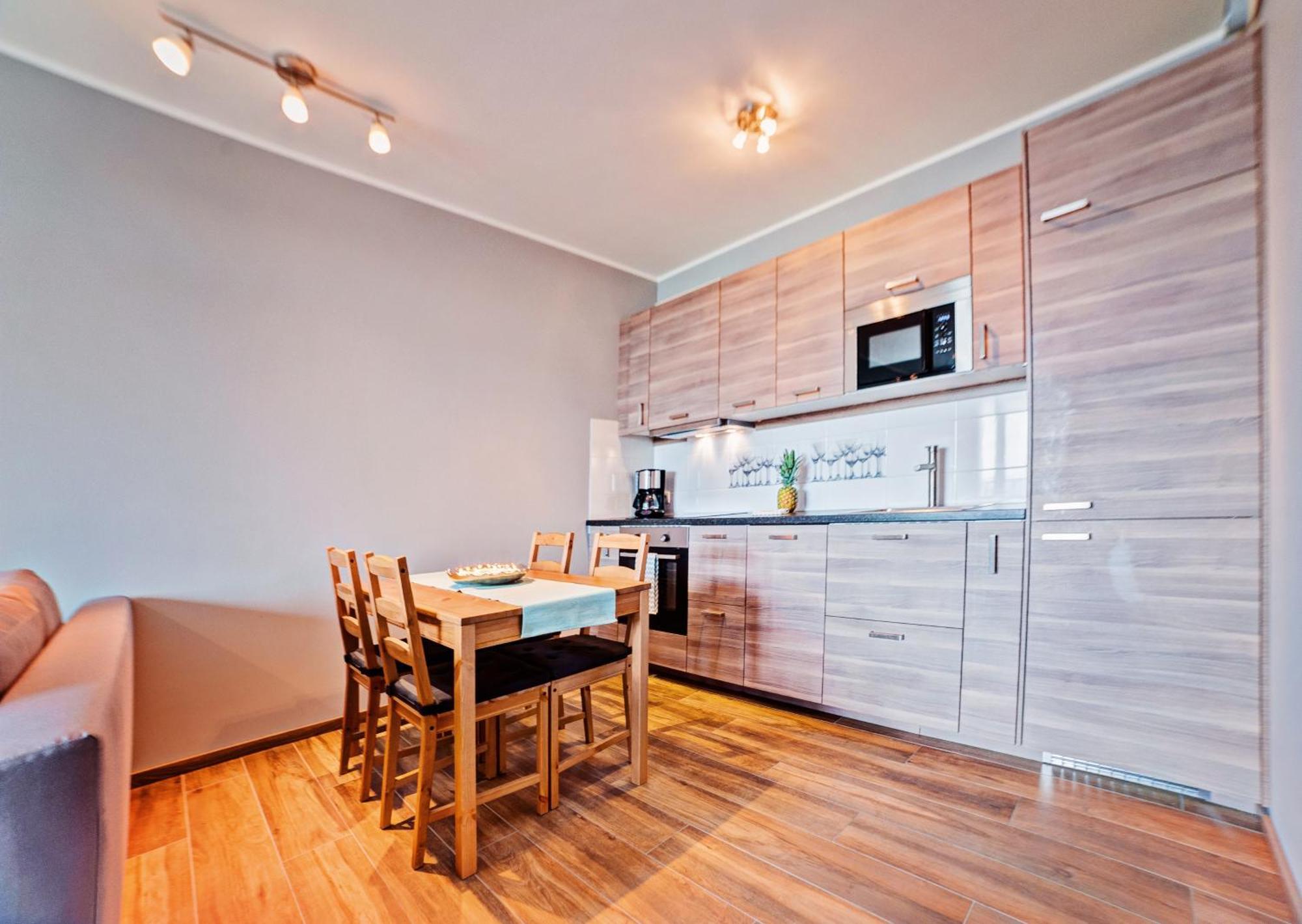 Apartamenty Homely Place Serce Poznania - Stary Rynek - Parking Ruang foto
