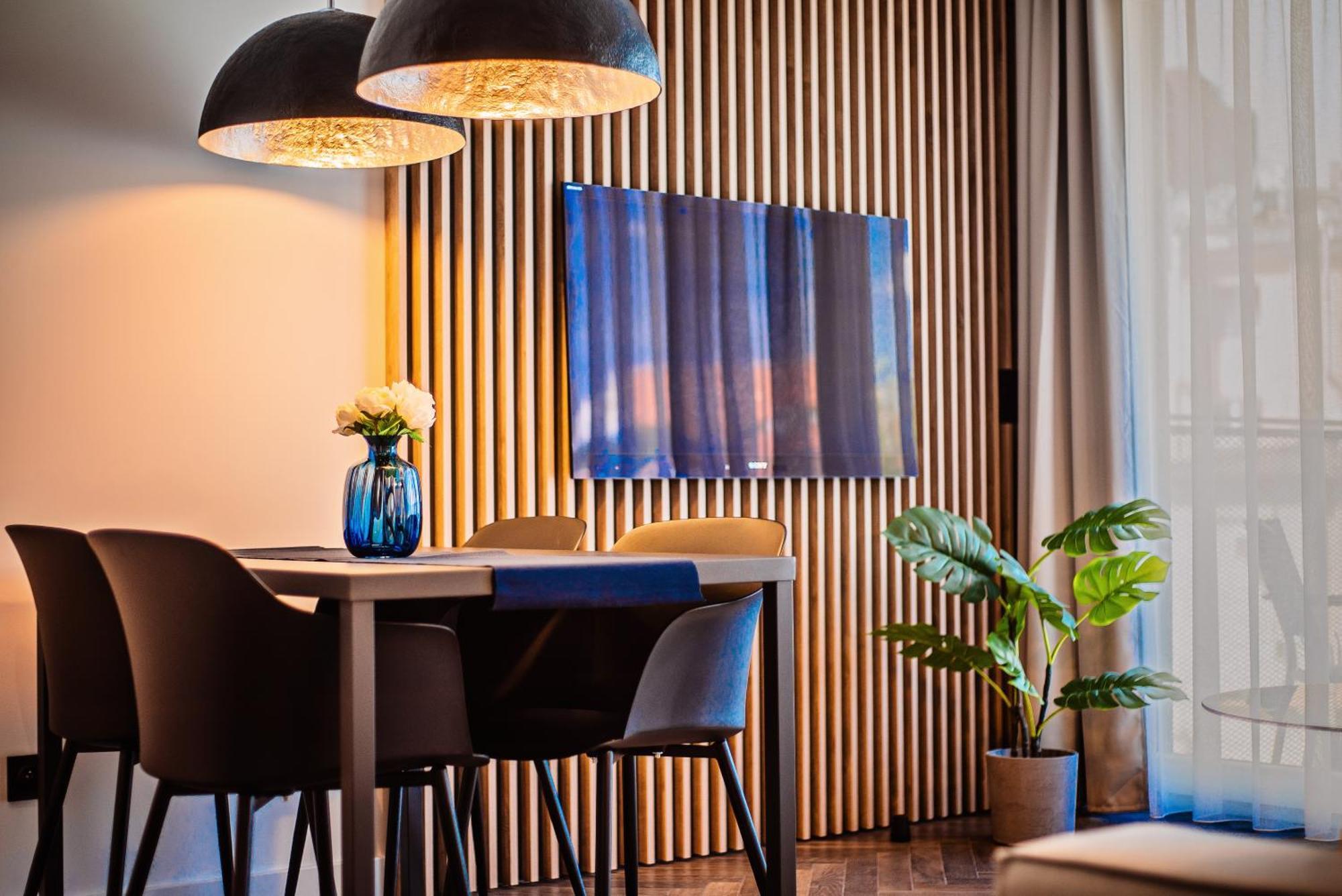 Apartamenty Homely Place Serce Poznania - Stary Rynek - Parking Ruang foto