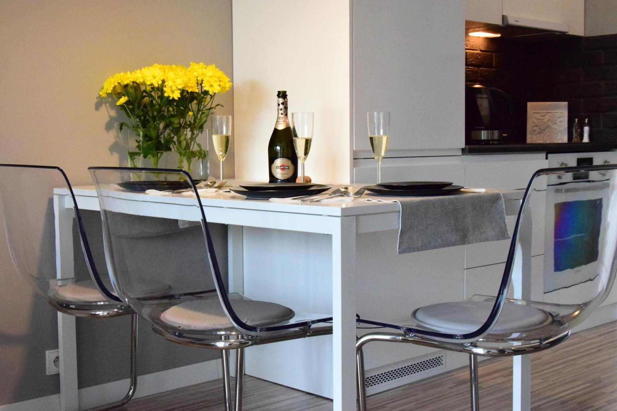 Apartamenty Homely Place Serce Poznania - Stary Rynek - Parking Ruang foto