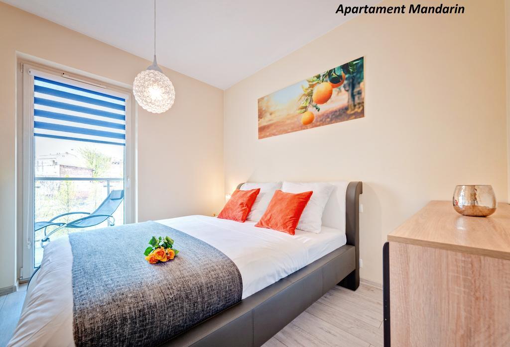 Apartamenty Homely Place Serce Poznania - Stary Rynek - Parking Bagian luar foto